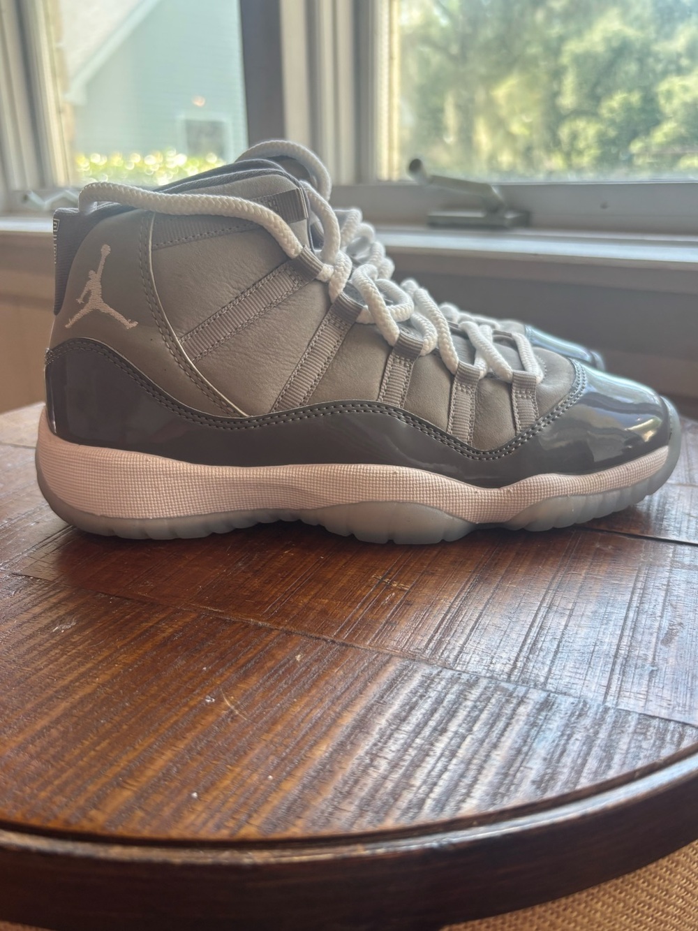 Air Jordan 11 Retro (GS) Medium Grey women 5Y
